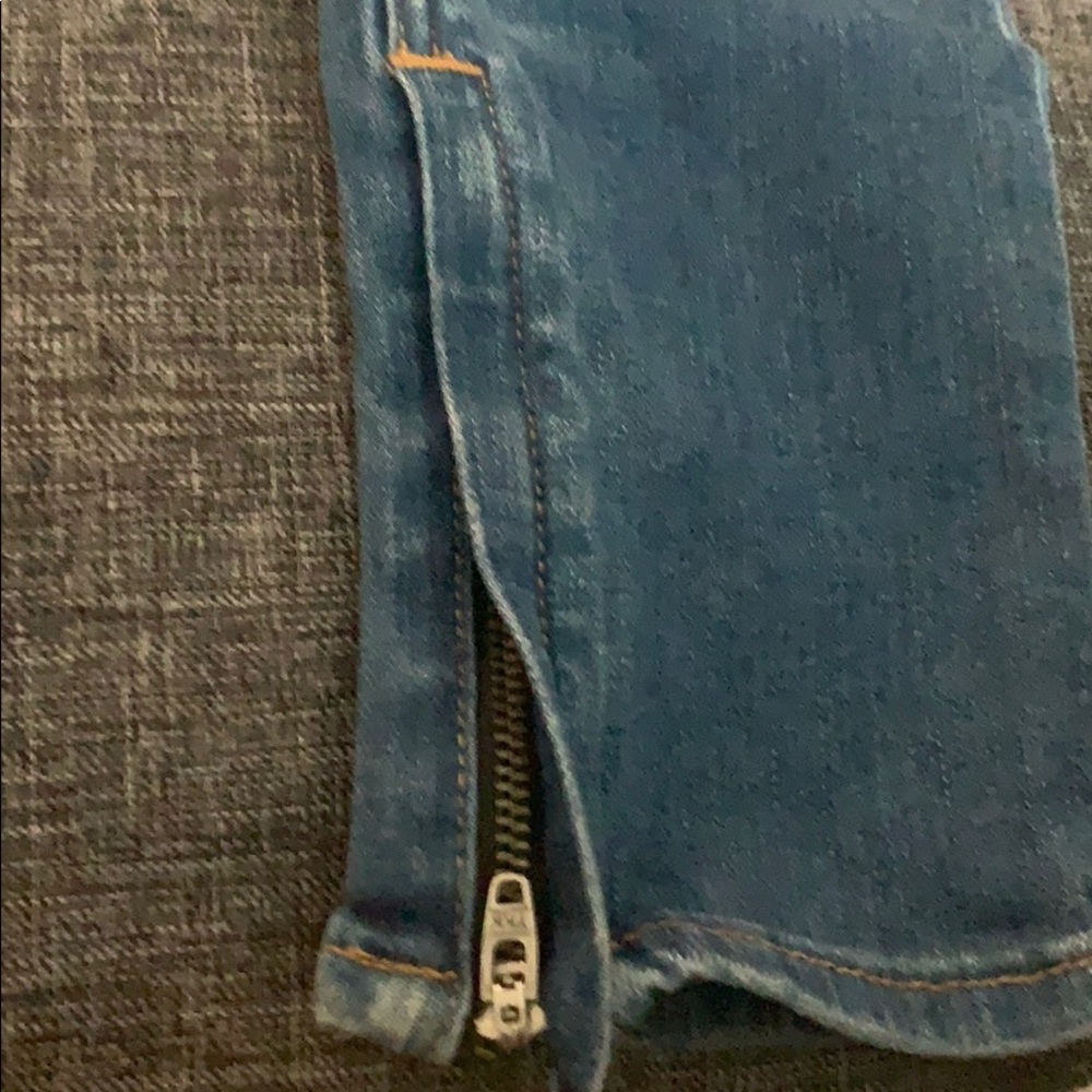 Jeans - Picture 4 of 6